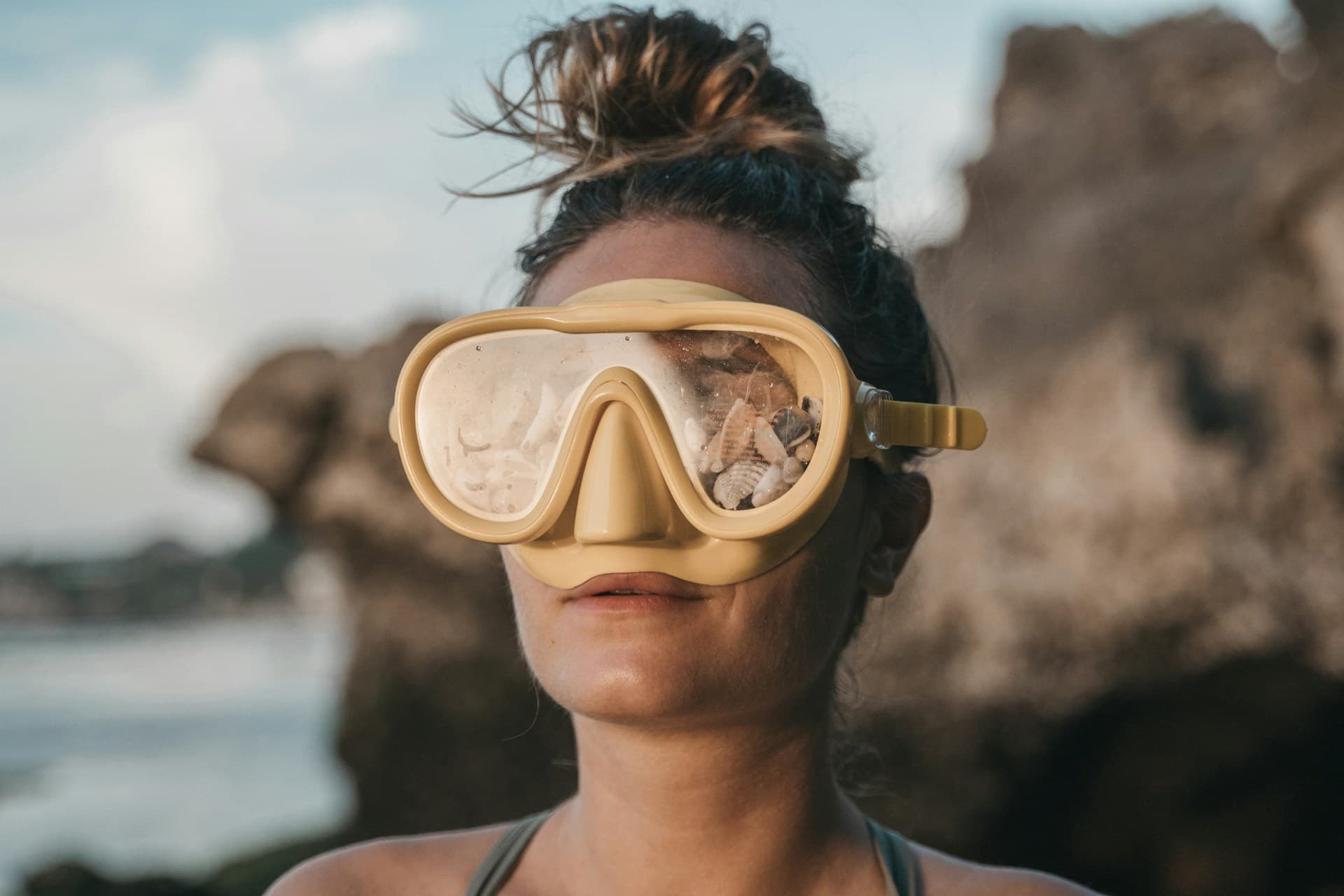 Rocks in goggles woman